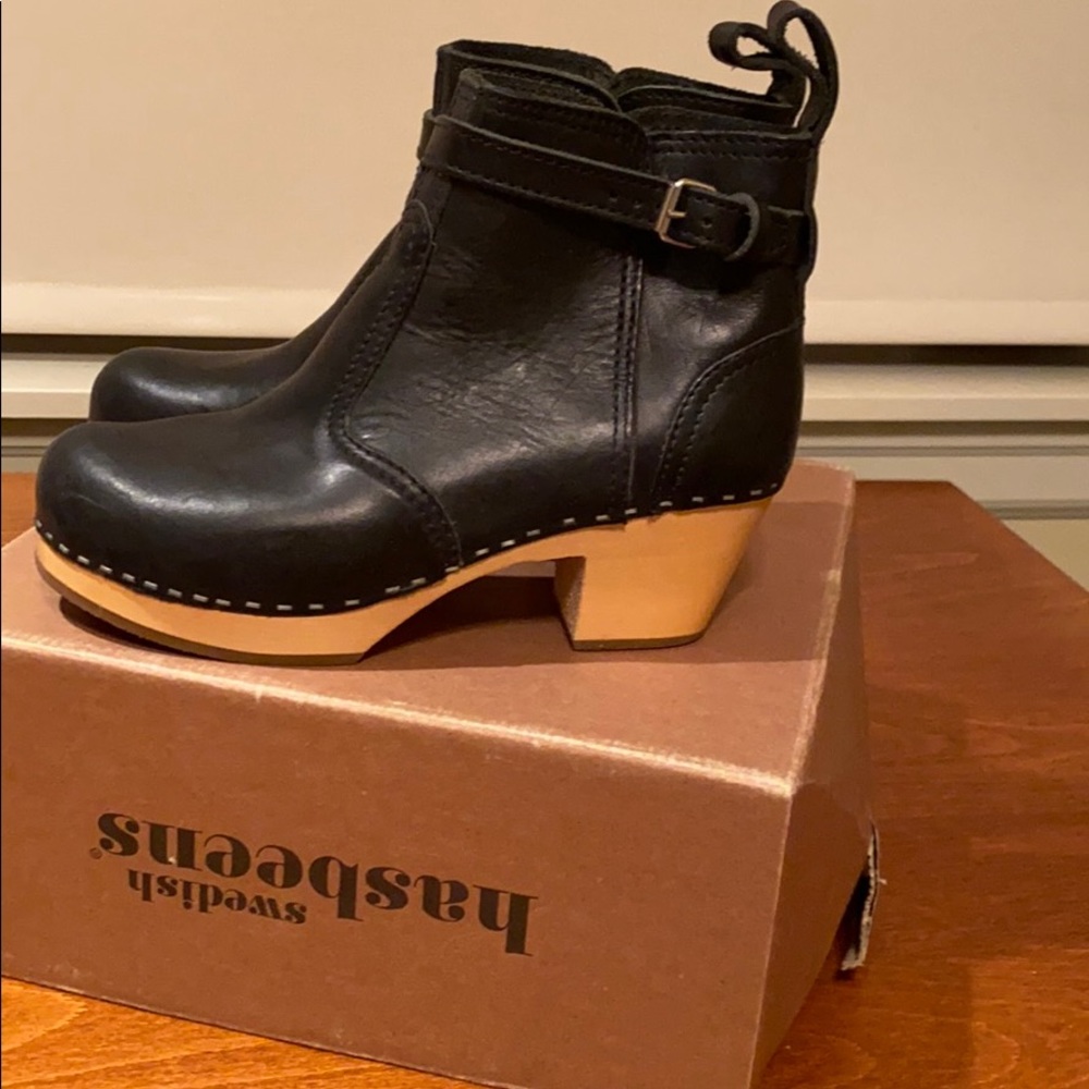 Swedish hasbeens clogs